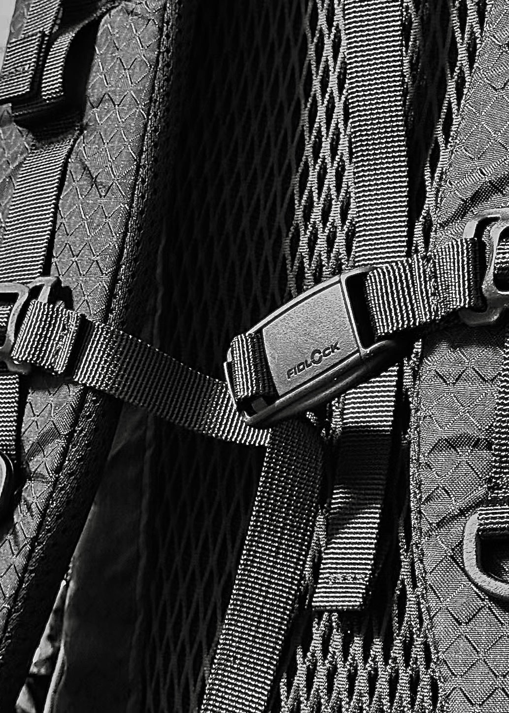 AERO Ultralight Backpack X-PAC Mix DCF 2.92oz (442g)