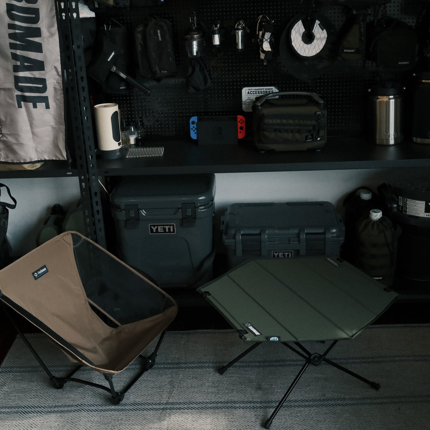 X-PAC Dual-Sided Hexagon Table